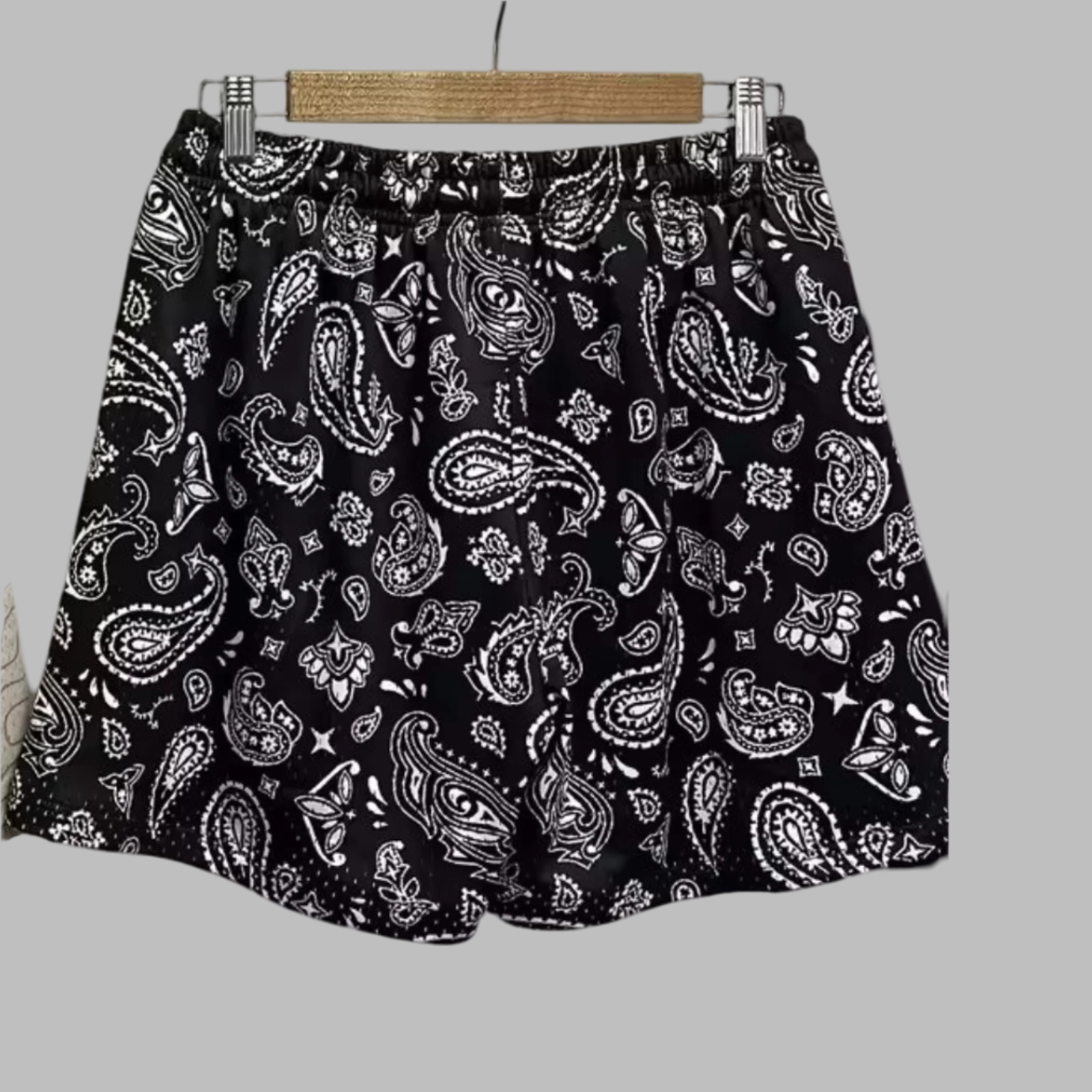 Legit kicks Black Paisley Short