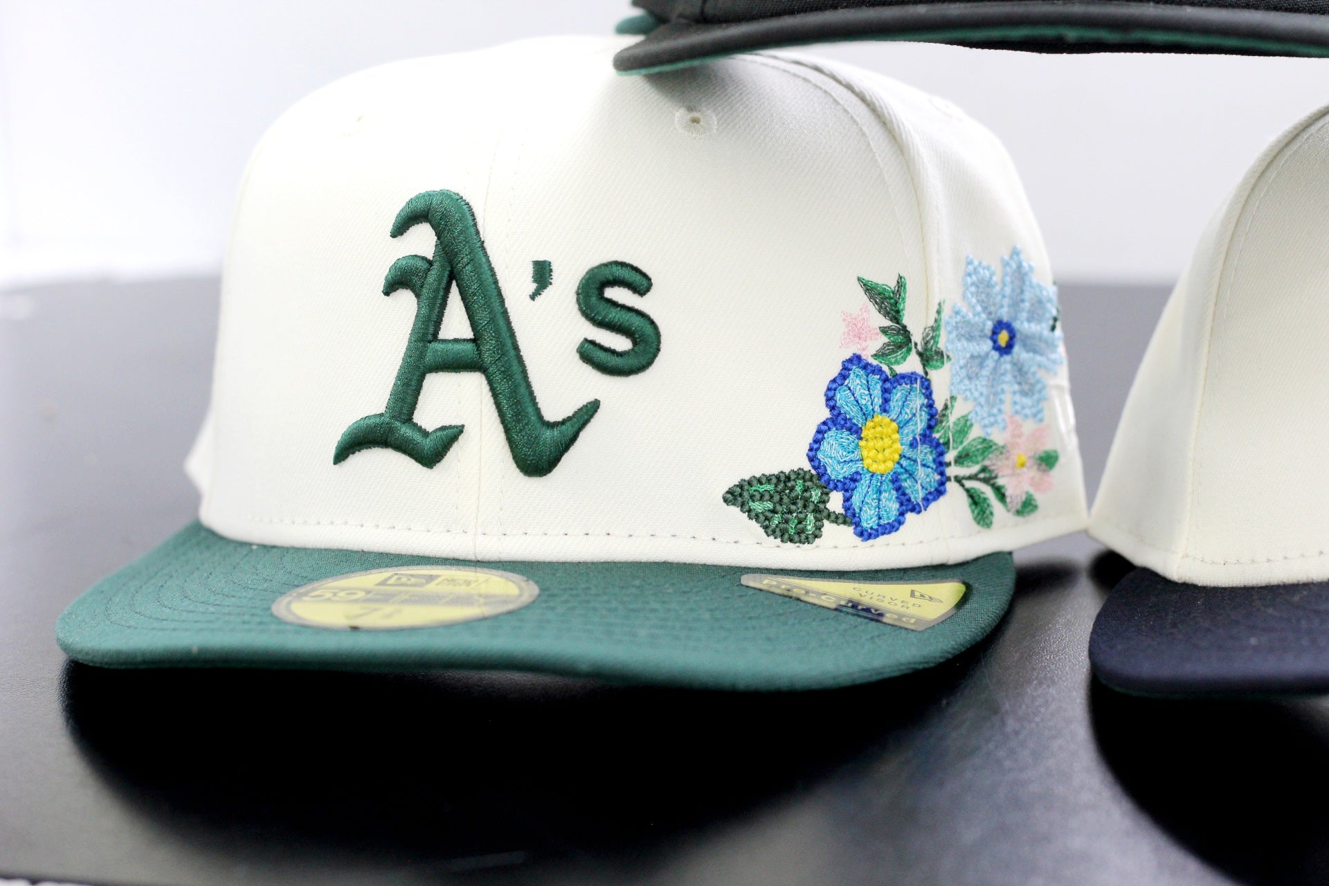 New Era Oakland A's Tonal Floral Fitted Cream Hat
