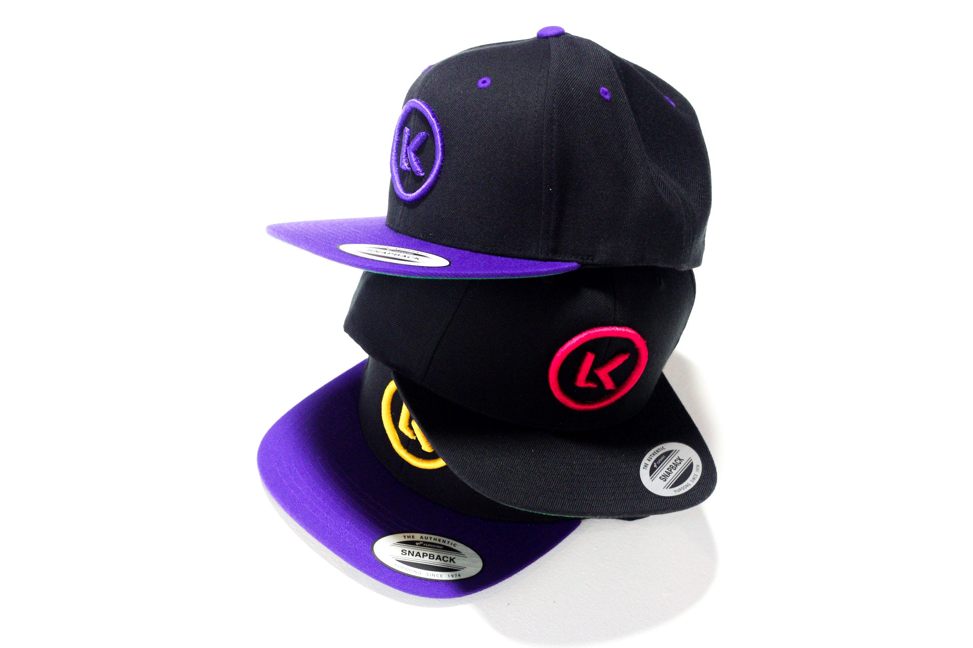 Legit Kicks Snapback Black/Red