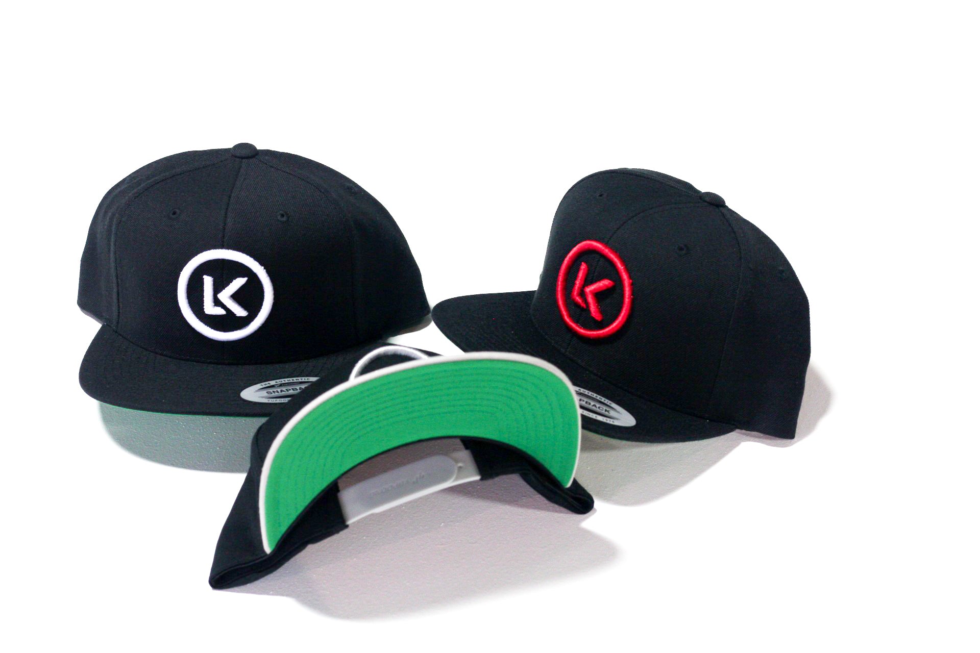 Legit Kicks Snapback Black/Red