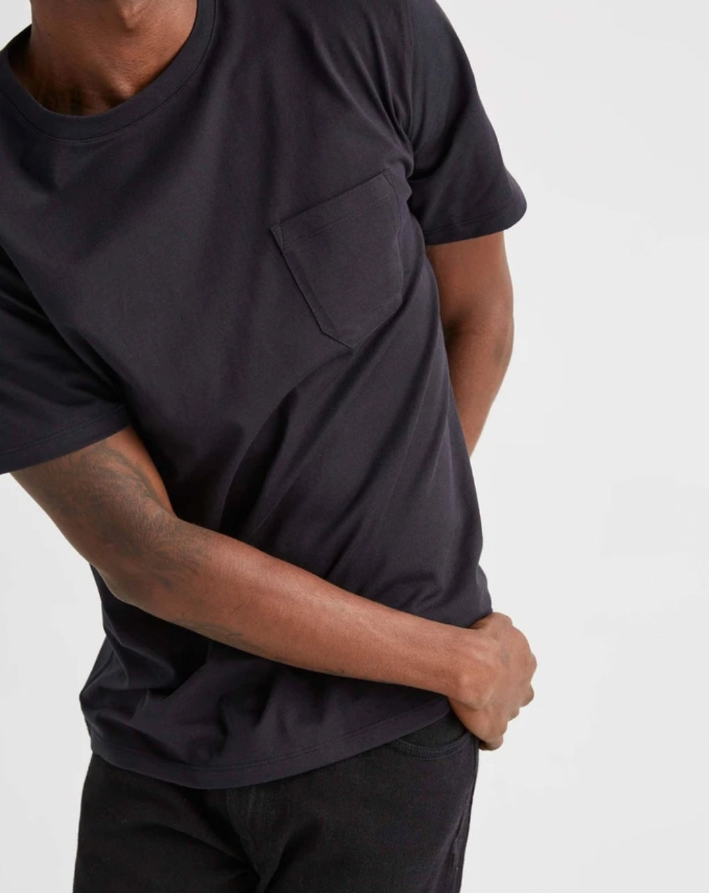 Richer Poorer S/S Pocket Tee Black - Legitkicks.ca