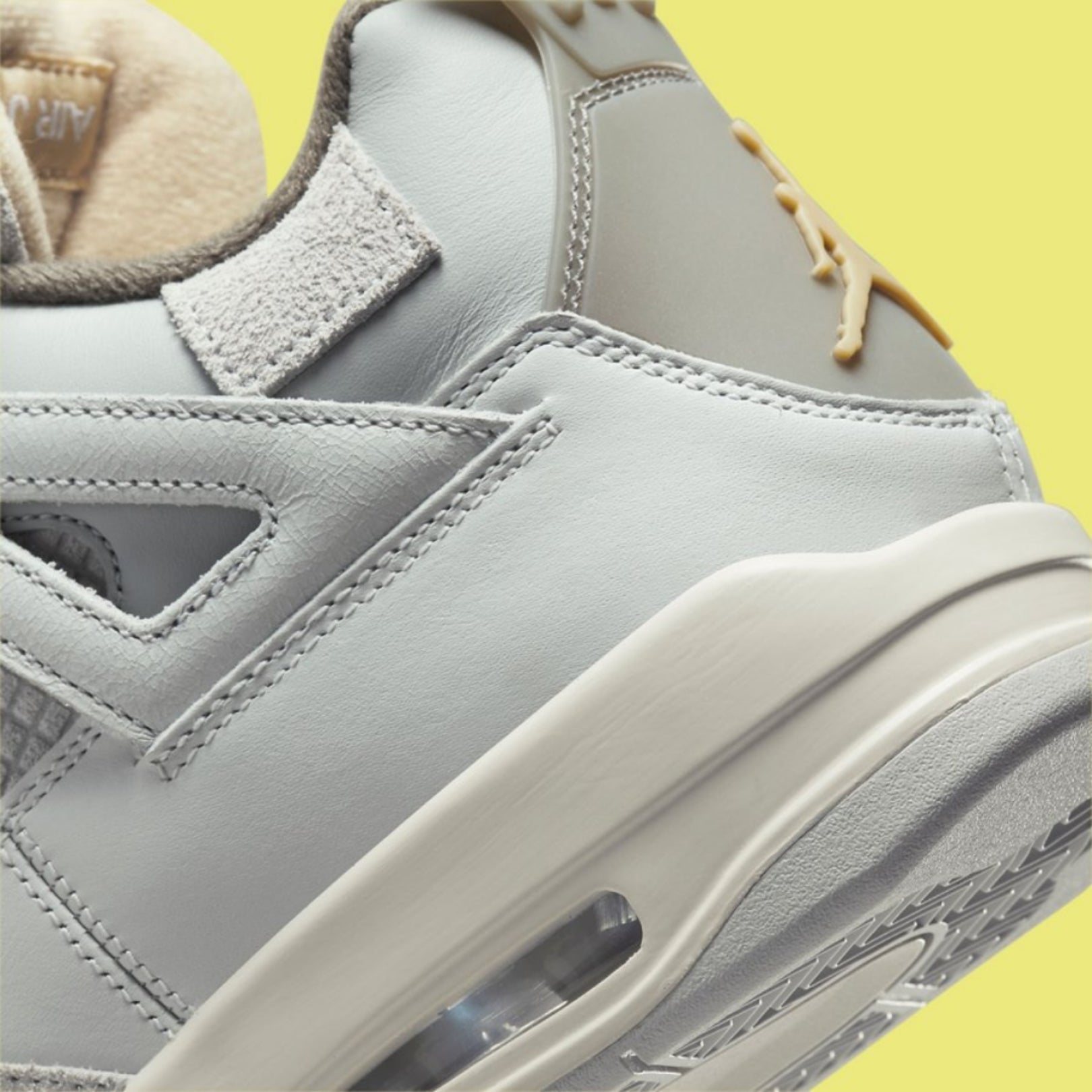Jordan 4 Retro SE Craft Photon Dust